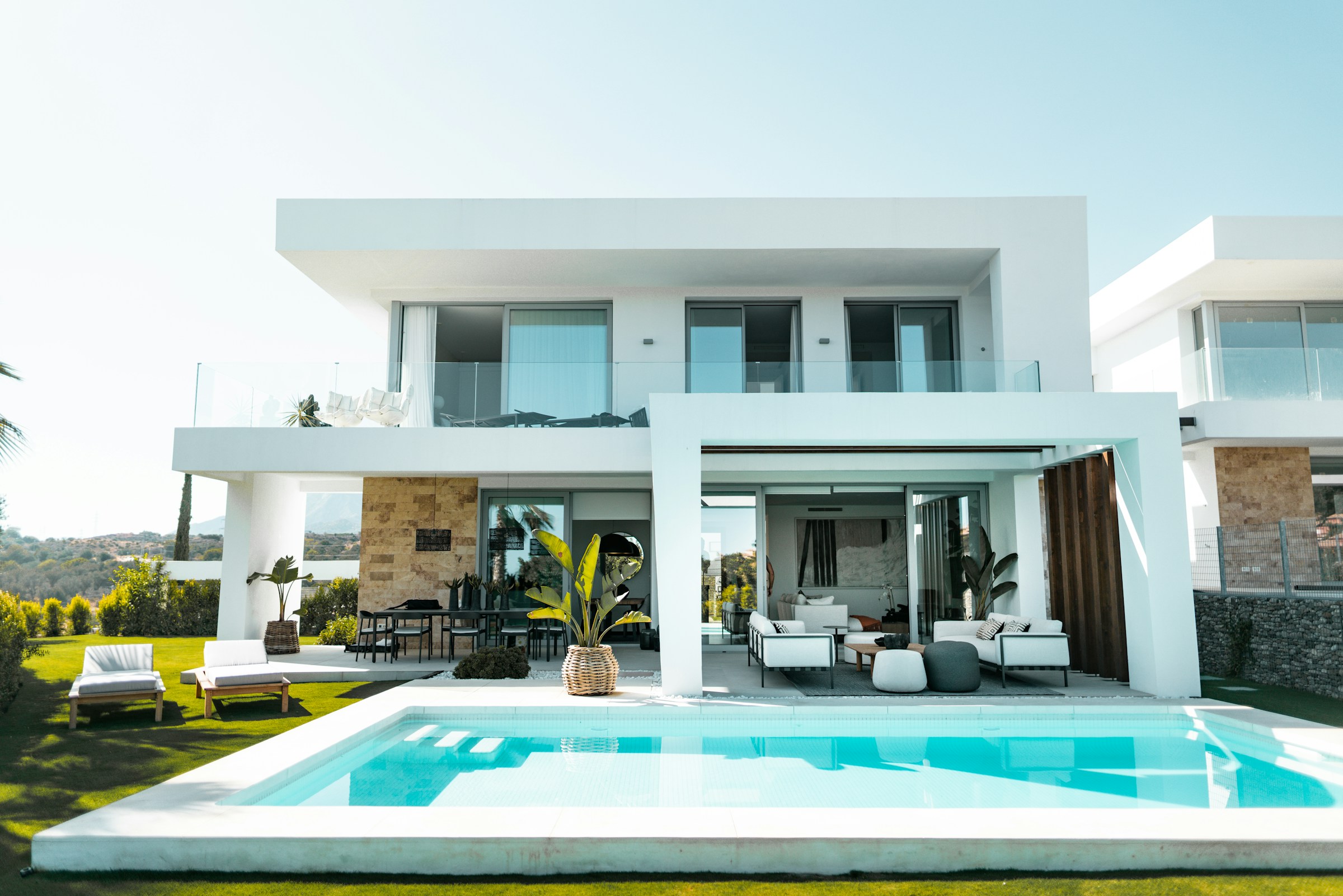 Illustrative coastal home and lifestyle photography