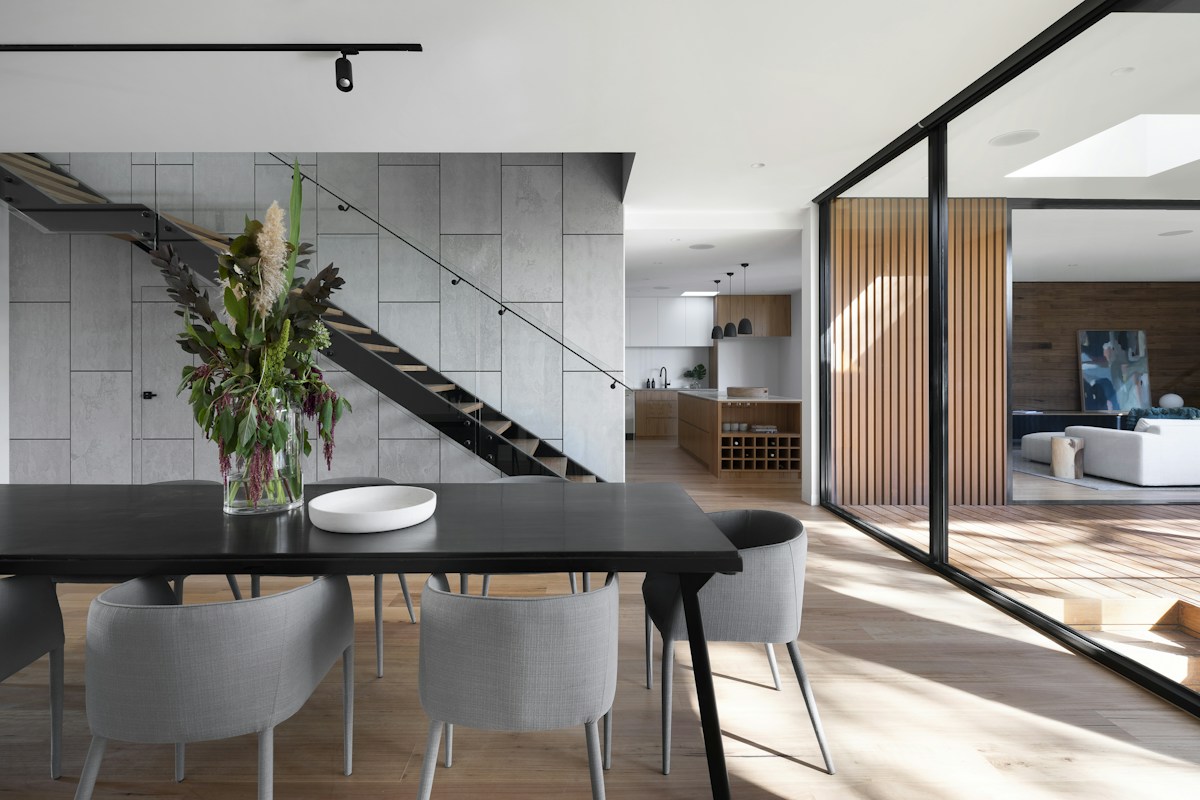 Illustrative coastal home and lifestyle photography